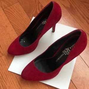 Rock & Republic Red Suede High heels - size 9.